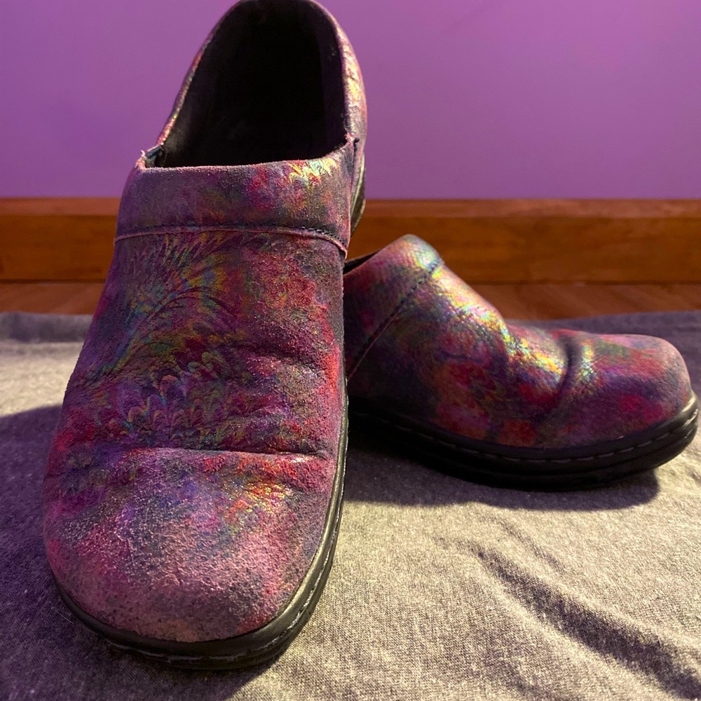 IRIDESCENT KLOGS✨🌞💗 - Picture 3 of 4